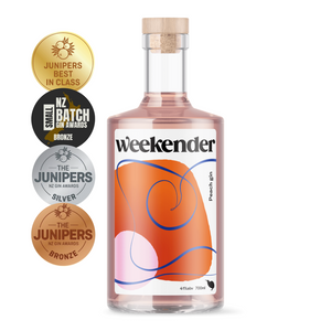 Peach Gin 700ml with awards